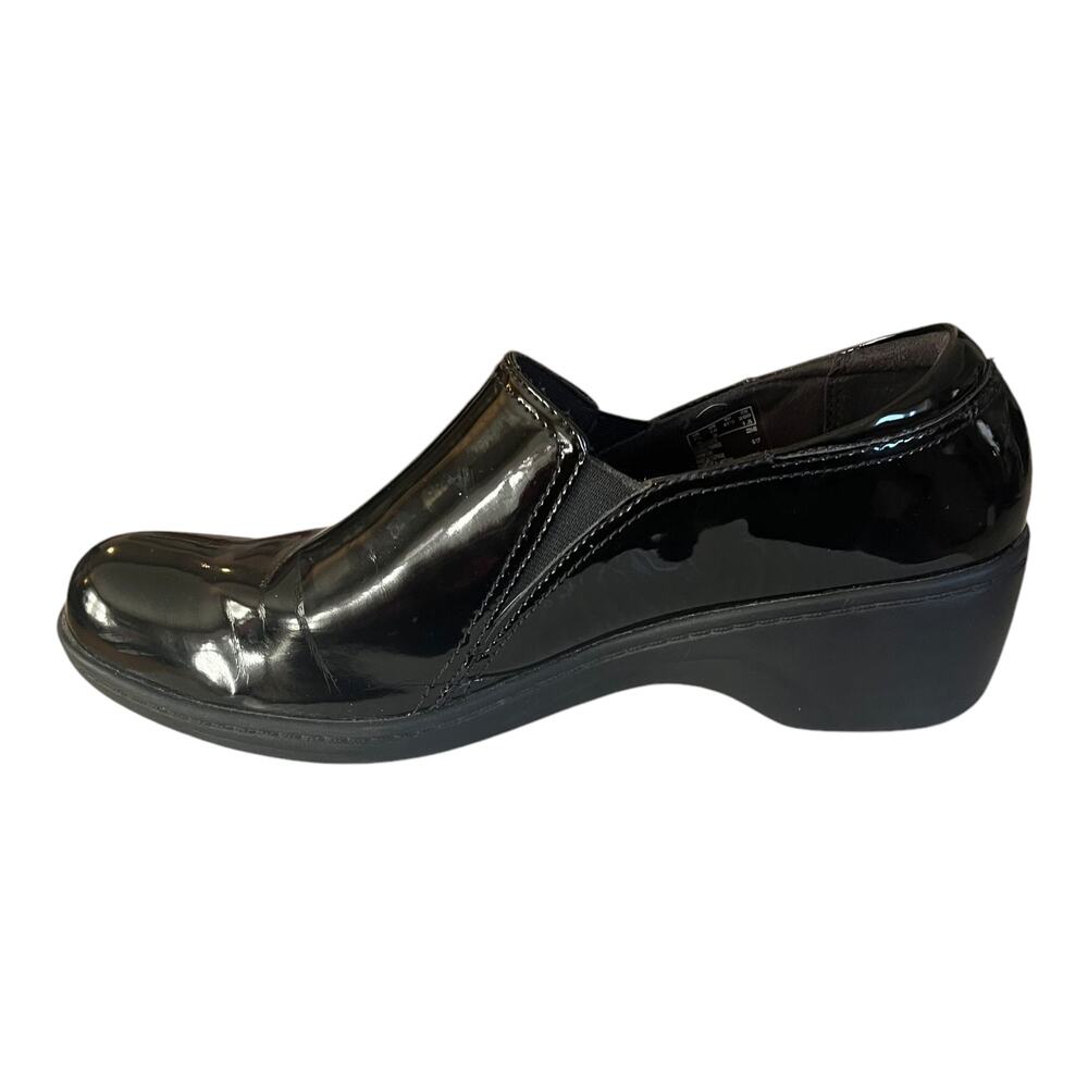Clarks Grasp Chime Clogs Black Patent Leather Size 10 EUC